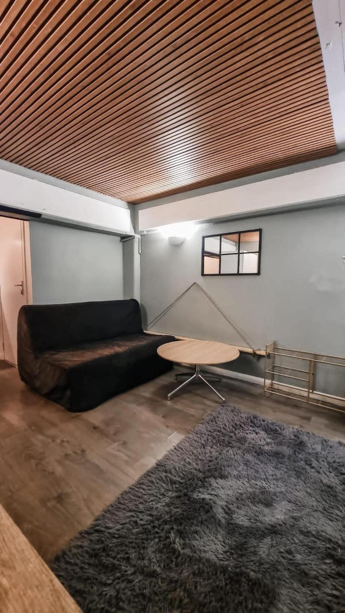 Apartment Stylish & Your East Hideaway London
